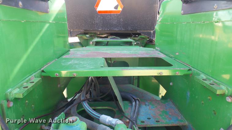 image for item DC2443 1991 John Deere 8760 4WD tractor