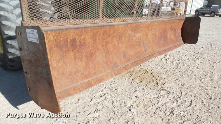 image for item DC2443 1991 John Deere 8760 4WD tractor