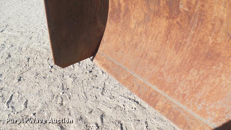 image for item DC2443 1991 John Deere 8760 4WD tractor