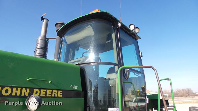 image for item DC2443 1991 John Deere 8760 4WD tractor