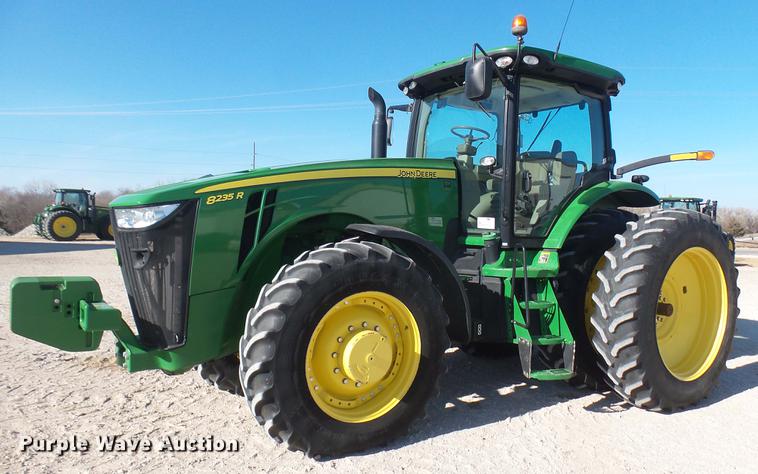 image for item DC2444 2013 John Deere 8235R MFWD tractor
