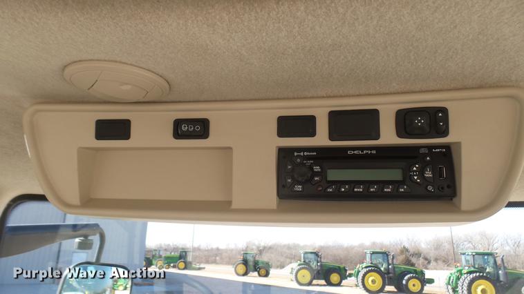 image for item DC2444 2013 John Deere 8235R MFWD tractor