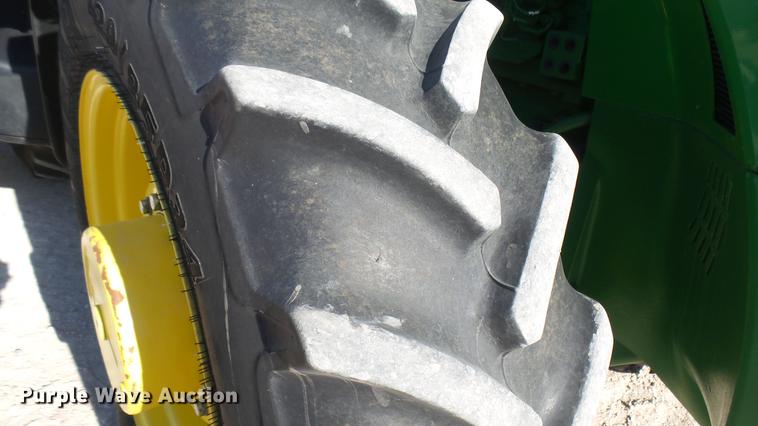 image for item DC2444 2013 John Deere 8235R MFWD tractor