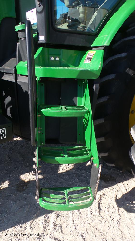 image for item DC2444 2013 John Deere 8235R MFWD tractor