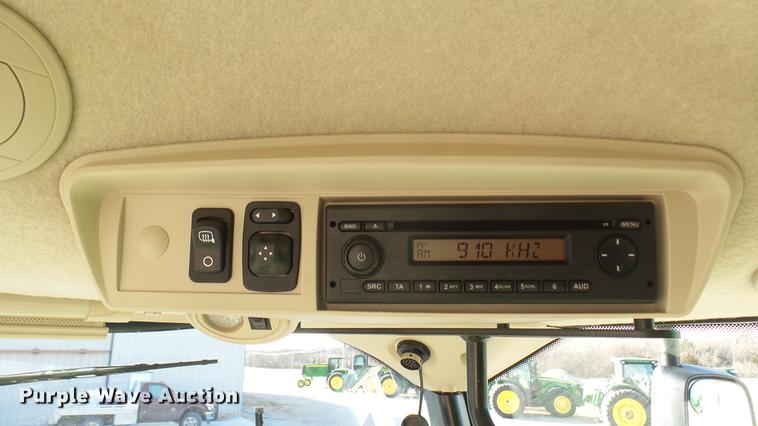 image for item DC2445 2013 John Deere S670 STS combine