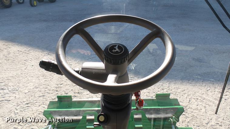 image for item DC2445 2013 John Deere S670 STS combine