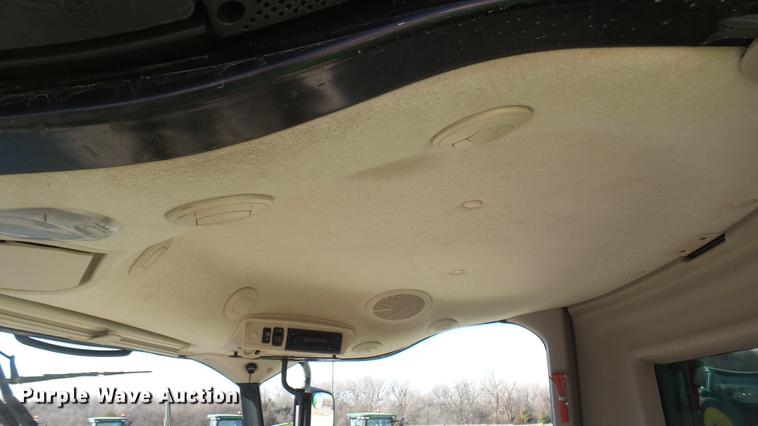 image for item DC2445 2013 John Deere S670 STS combine