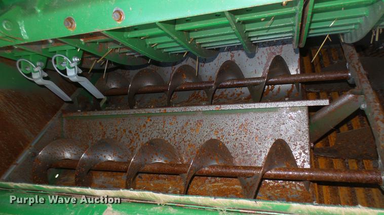 image for item DC2445 2013 John Deere S670 STS combine