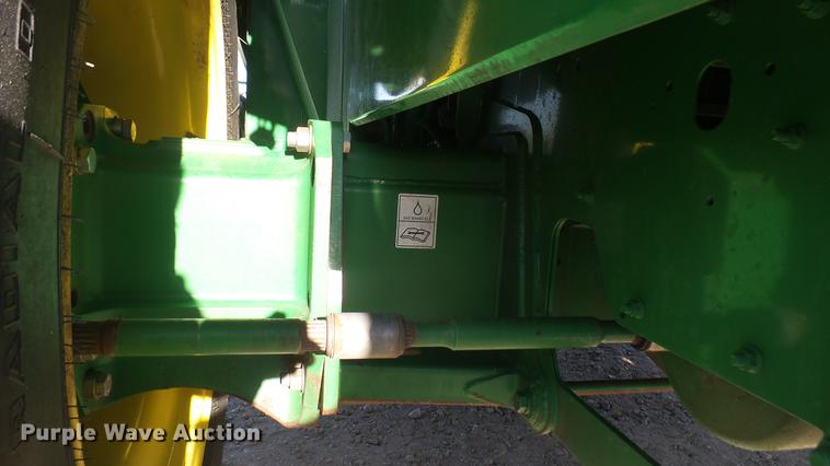 image for item DC2445 2013 John Deere S670 STS combine