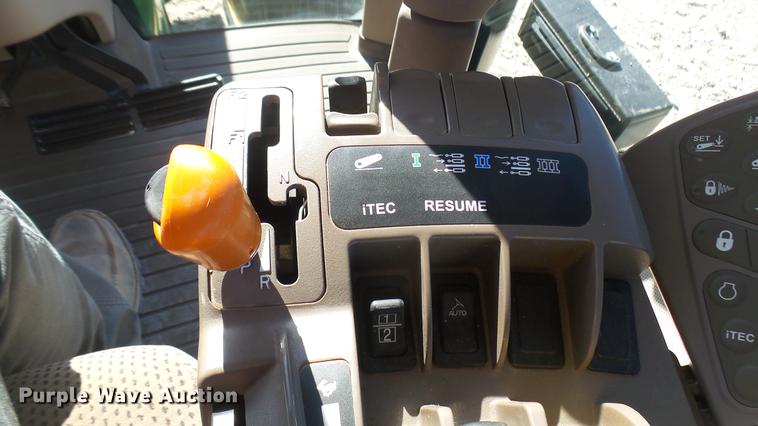 image for item DC2446 2013 John Deere 8360R MFWD tractor