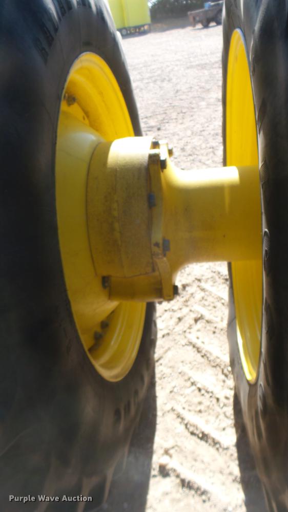 image for item DC2446 2013 John Deere 8360R MFWD tractor