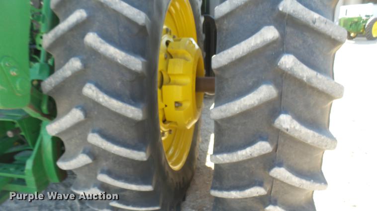 image for item DC2446 2013 John Deere 8360R MFWD tractor