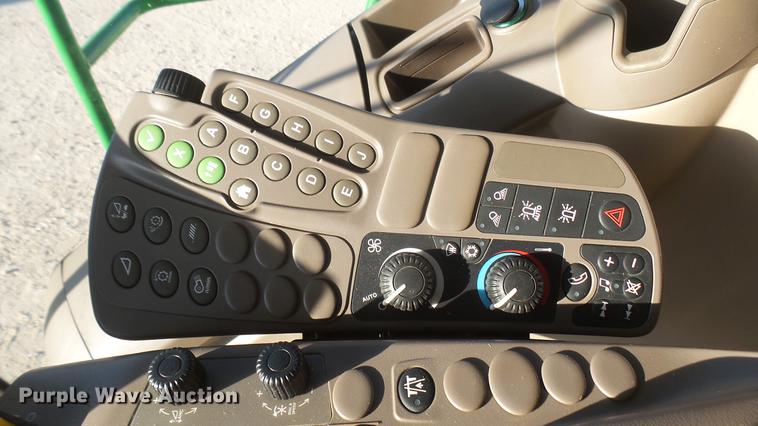 image for item DC2447 2013 John Deere S670 STS combine