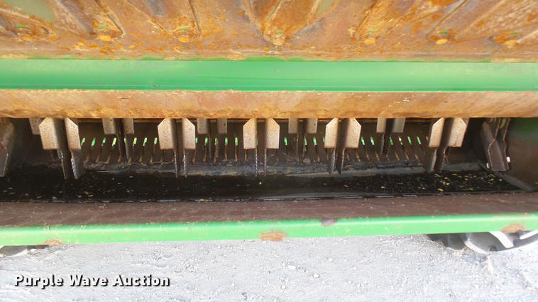 image for item DC2447 2013 John Deere S670 STS combine