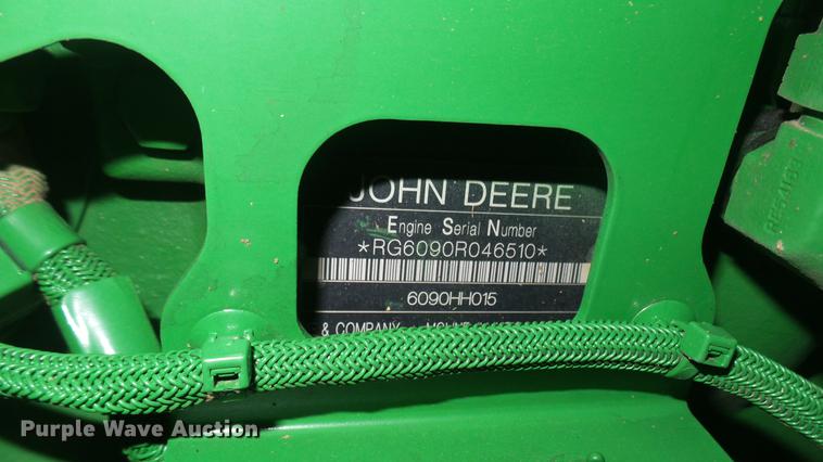 image for item DC2447 2013 John Deere S670 STS combine