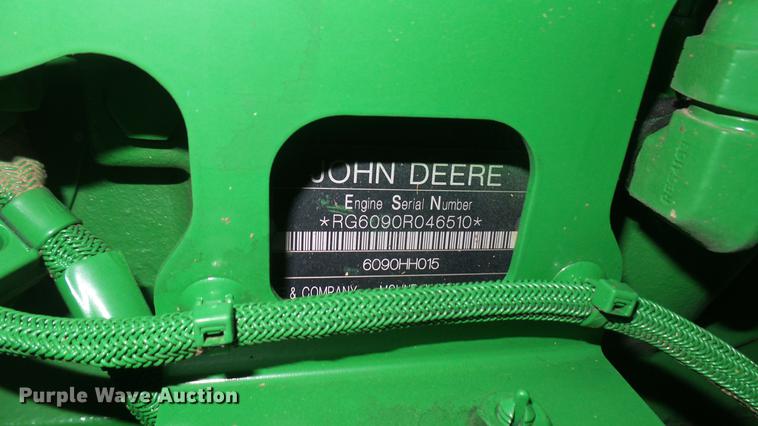 image for item DC2447 2013 John Deere S670 STS combine