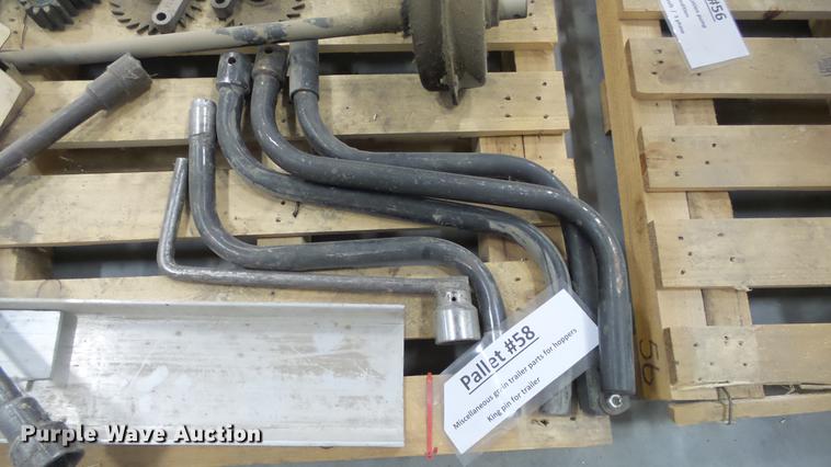 image for item DR9935 Grain trailer hopper parts