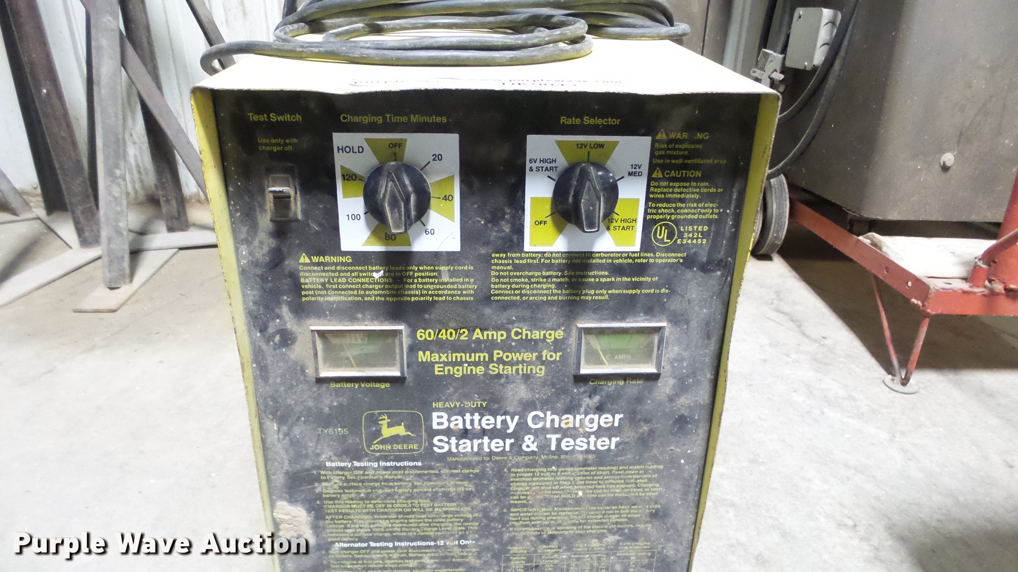 John Deere battery charger in Lyons, KS Item DK9043 sold Purple Wave
