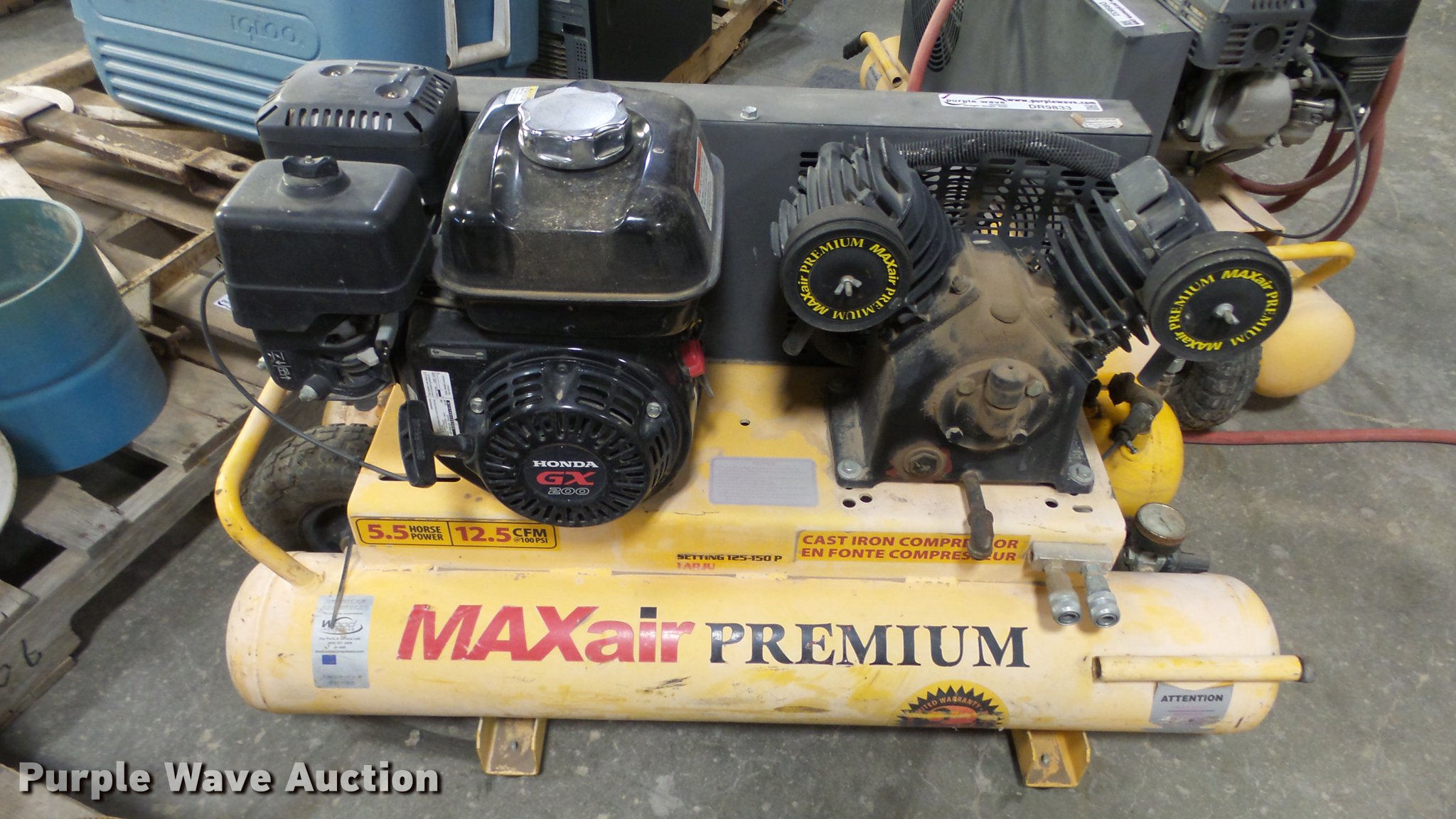 Max Air air compressor in Lyons, KS Item DR9833 sold Purple Wave
