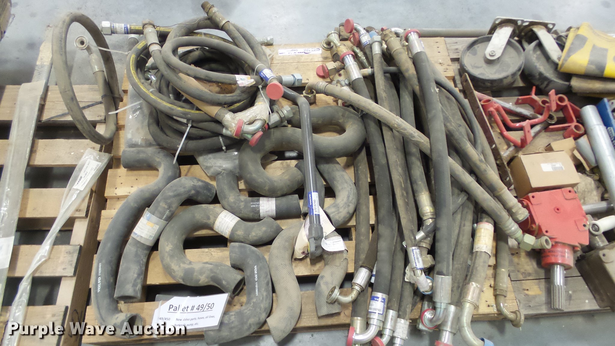 Volvo loader parts in Lyons, KS Item DR9931 sold Purple Wave