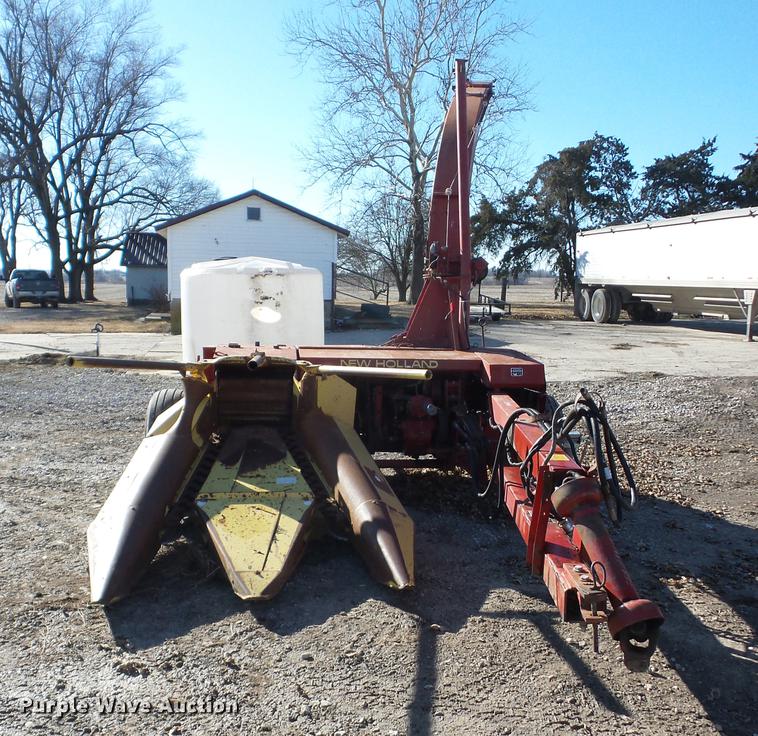 image for item AY9624 New Holland 782 forage harvester