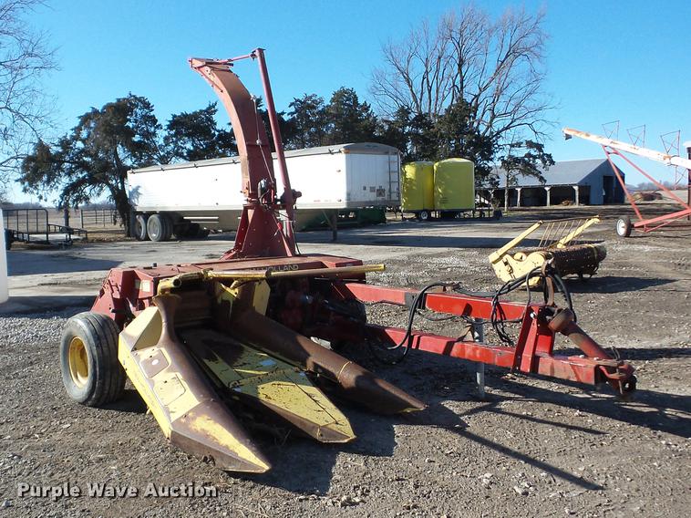 image for item AY9624 New Holland 782 forage harvester