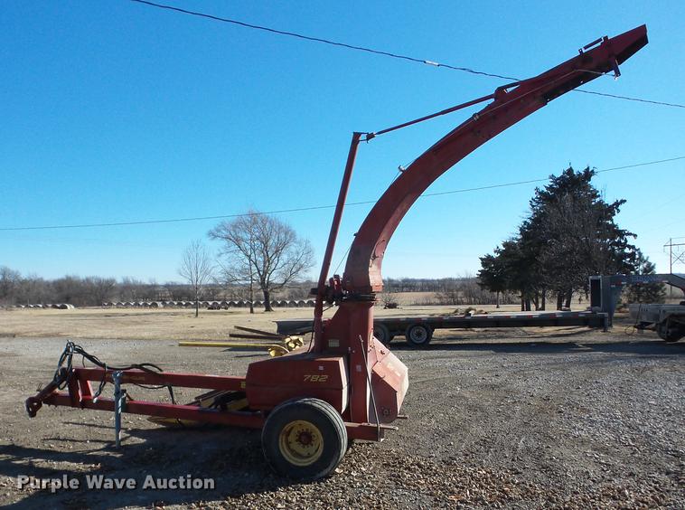 image for item AY9624 New Holland 782 forage harvester