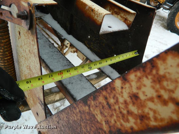 image for item DB6660 Case 200 small square baler