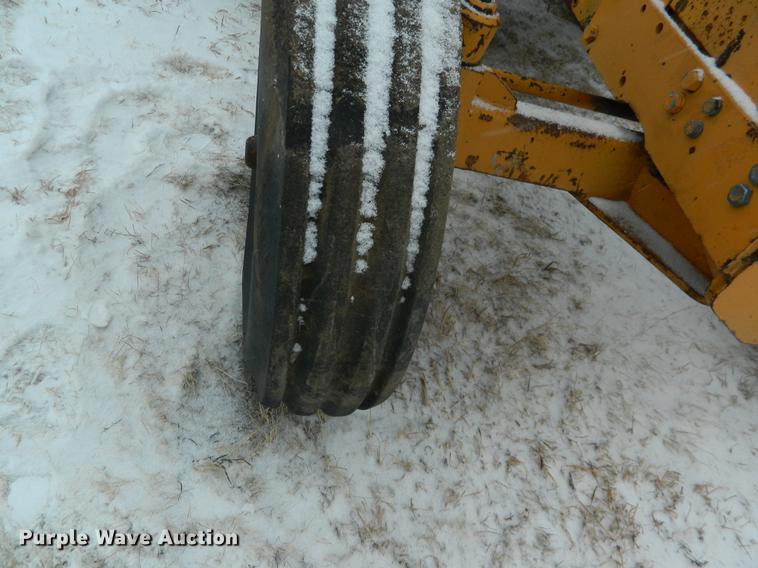 image for item DB6661 David Brown 380 tractor