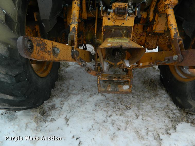 image for item DB6661 David Brown 380 tractor