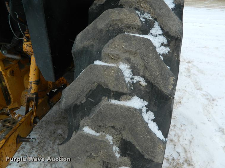 image for item DB6661 David Brown 380 tractor