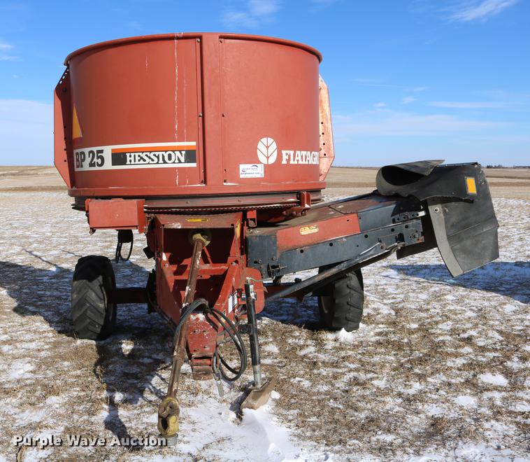 image for item DC3552 Hesston BP25 bale processor