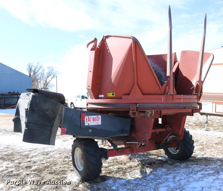 image for item DC3552 Hesston BP25 bale processor