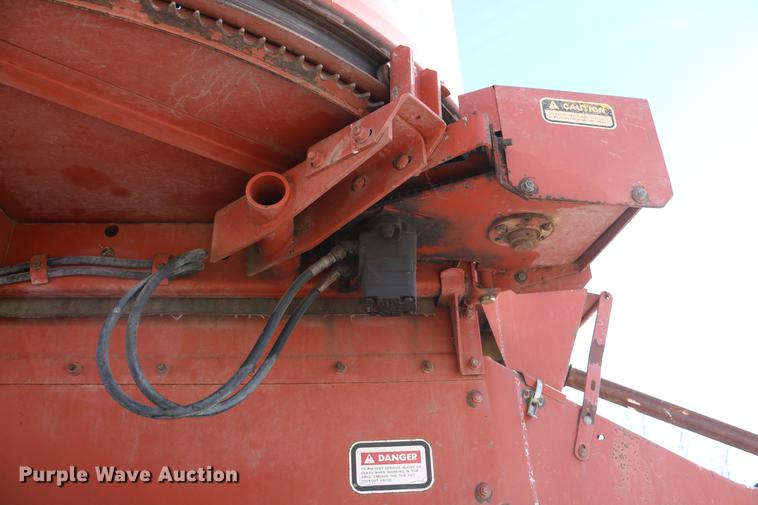 image for item DC3552 Hesston BP25 bale processor