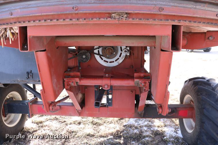 image for item DC3552 Hesston BP25 bale processor