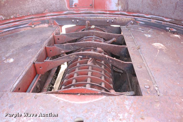 image for item DC3552 Hesston BP25 bale processor