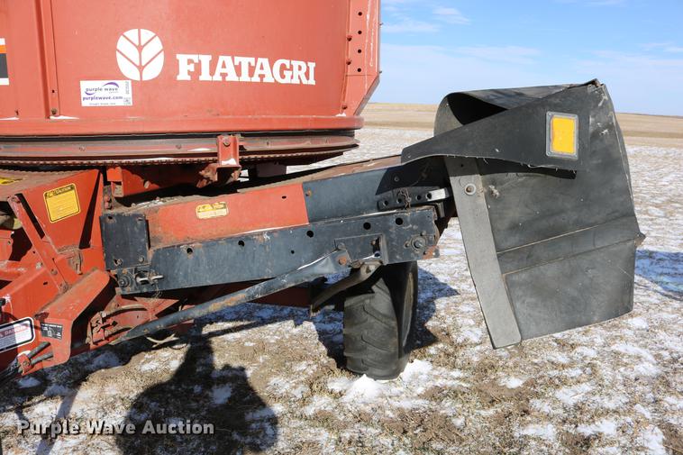 image for item DC3552 Hesston BP25 bale processor