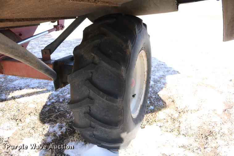 image for item DC3552 Hesston BP25 bale processor