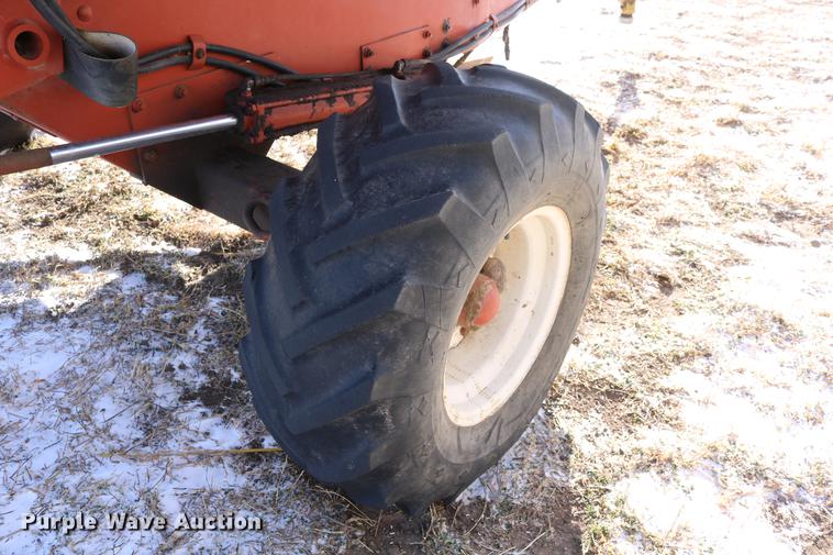 image for item DC3552 Hesston BP25 bale processor