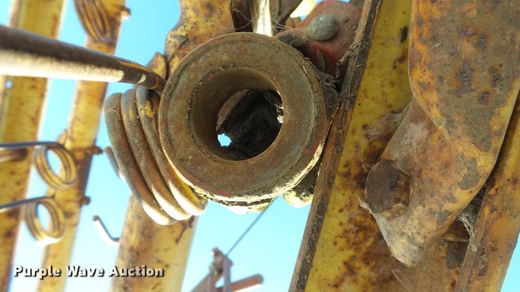 image for item DC5706 New Holland 256 hay rake