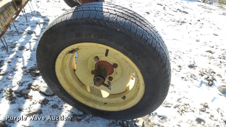 image for item DC5706 New Holland 256 hay rake