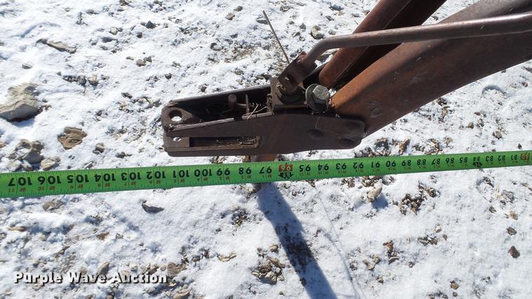 image for item DC5706 New Holland 256 hay rake