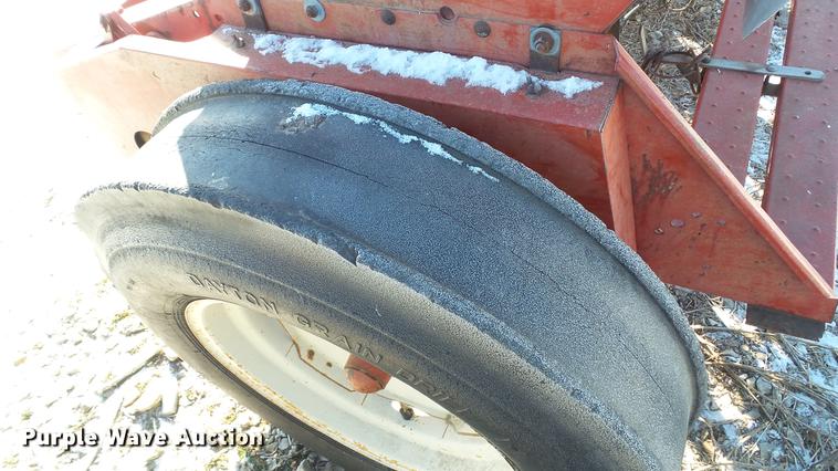 image for item DC5707 International 510 grain drill