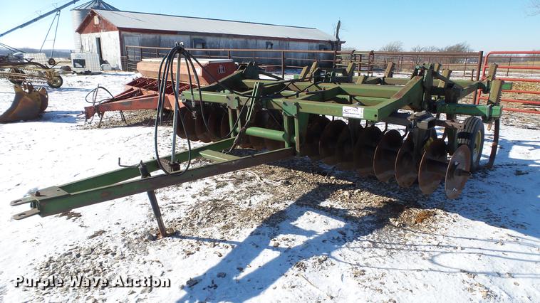 image for item DC5708 John Deere 1710A chisel