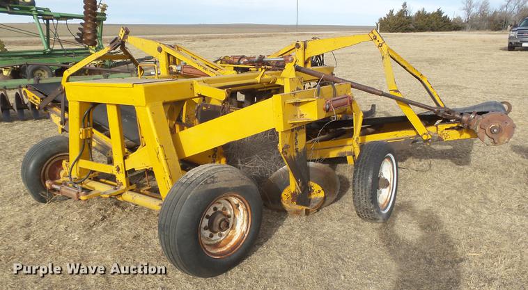 image for item DC8398 Malsam MD terracer