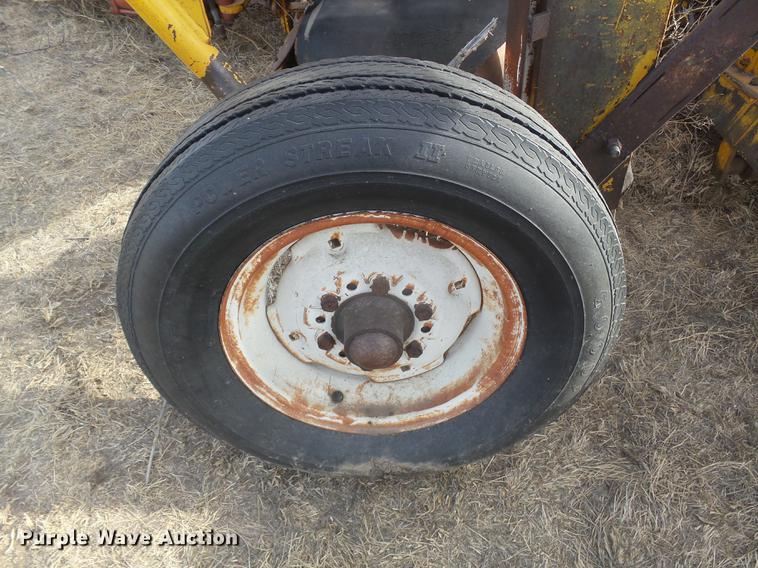 image for item DC8398 Malsam MD terracer