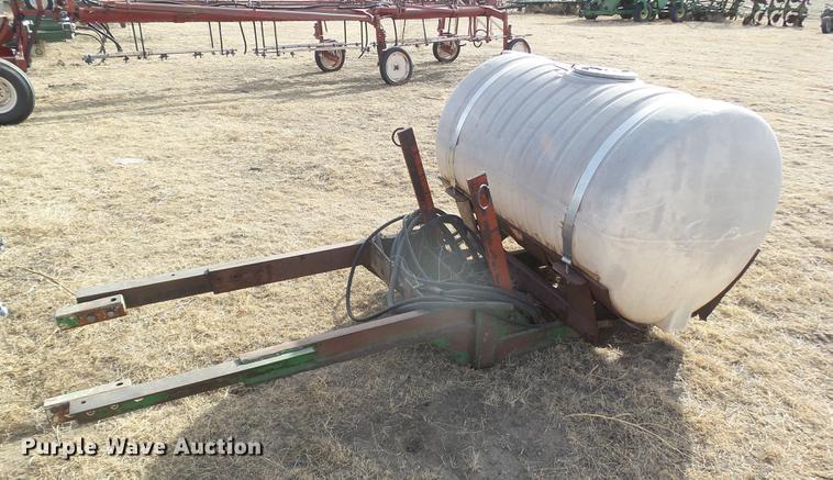 image for item DC8400 John Deere 7100 planter