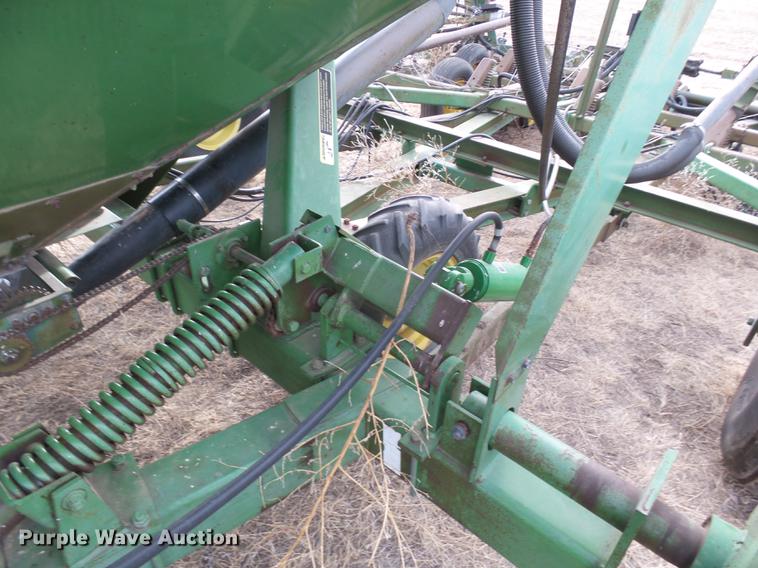 image for item DC8409 John Deere 785 no-till air seeder