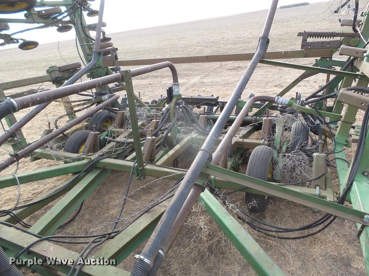 image for item DC8409 John Deere 785 no-till air seeder