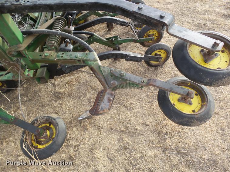 image for item DC8409 John Deere 785 no-till air seeder